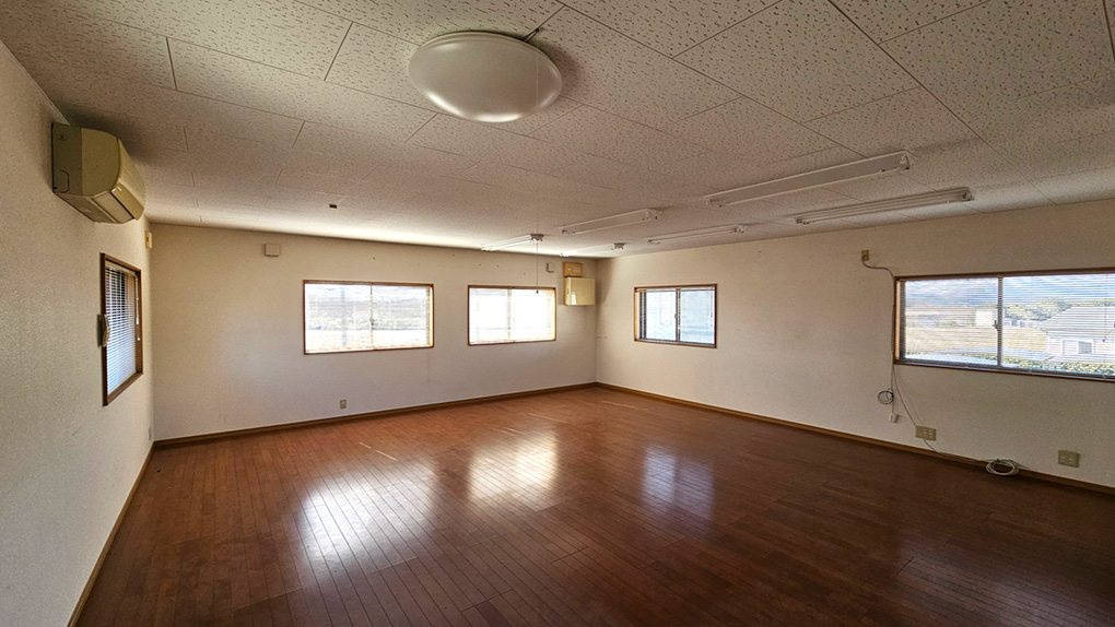 約26帖のゆとりあるワンフロア事務所空間