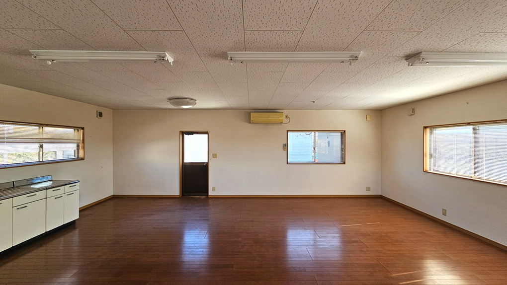 事務所内に設けた使い勝手の良いミニキッチン