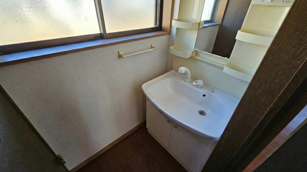 事務所利用に配慮された専用トイレ設備