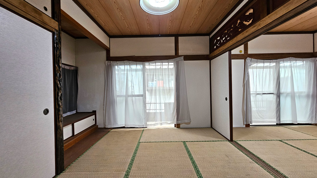 日本の伝統的な真壁工法を用いた建築です。