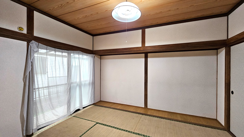 和室は通気性が良く、夏は涼しく、冬は暖かいという特徴があります。