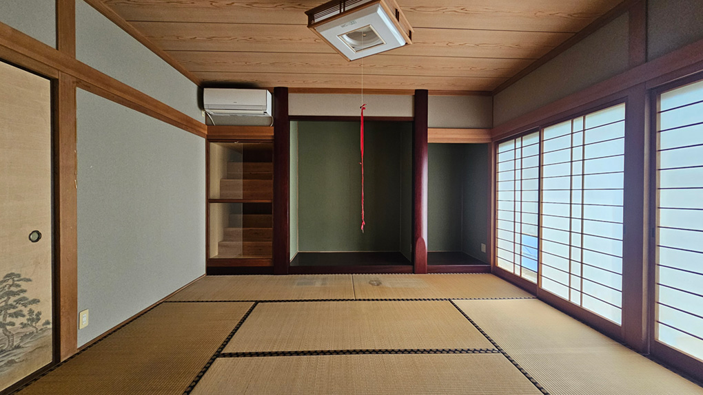 床の間付き和室が格式ある空間を演出します