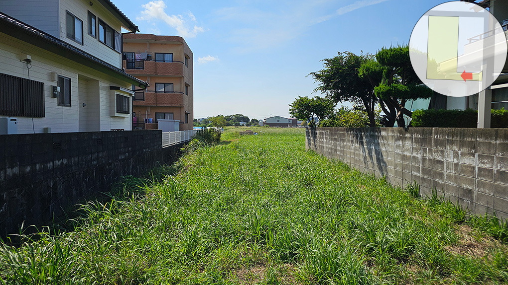 旗竿(通路)部分も幅員が広く、圧迫を感じません。