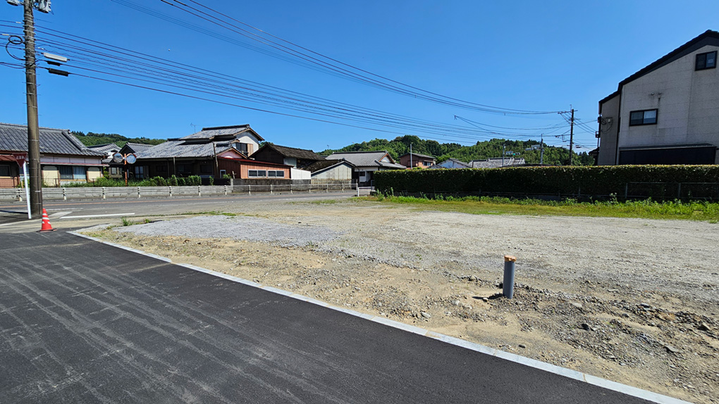 前面道路が整備済みで、住宅建築における計画の自由度が高い土地です。