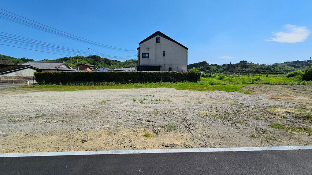 整った形状で、日当たりや間取りの計画が立てやすい土地です。