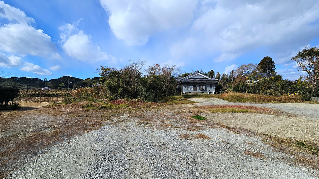 市街化調整区域内ですが、旧既存宅地制度に基づく建築許可申請が可能。