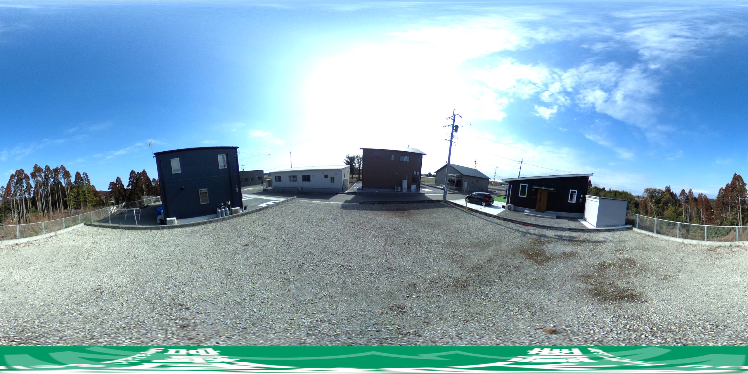 【敷地内】360度パノラマビュー。マウスやタッチ操作で全方位を自由に見渡せます。