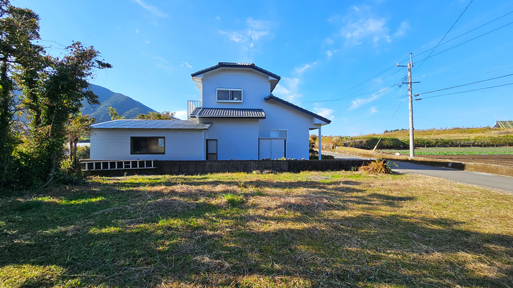 市街地への利便性と自然環境が共存する理想的な居住地を実現しています。