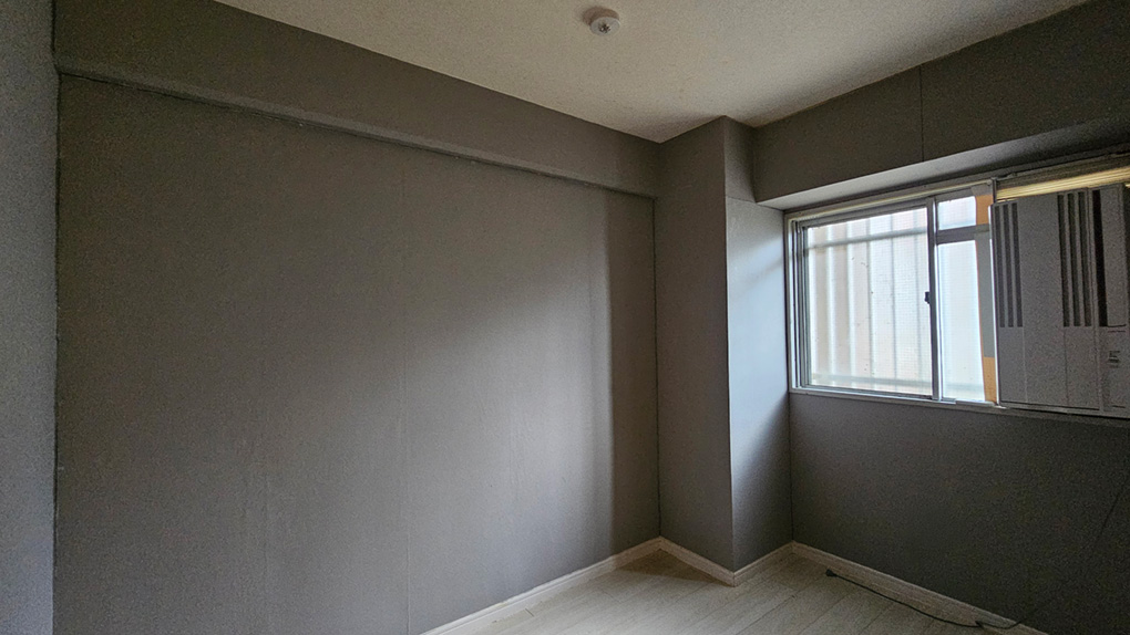 北側の洋室は落ち着いた雰囲気で、寝室や趣味の部屋としても最適です。