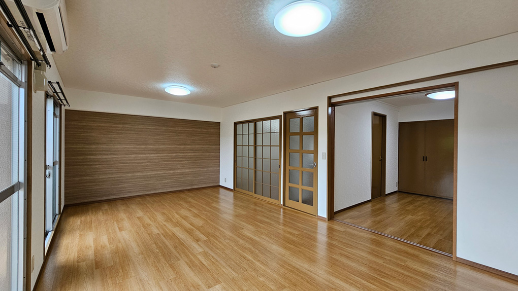 隣接洋室と一体利用で約20帖超の広々空間として活用可能