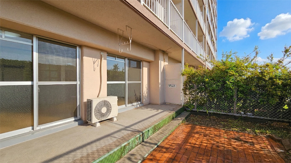 専用テラスはガーデニングや外時間を楽しめる贅沢な空間