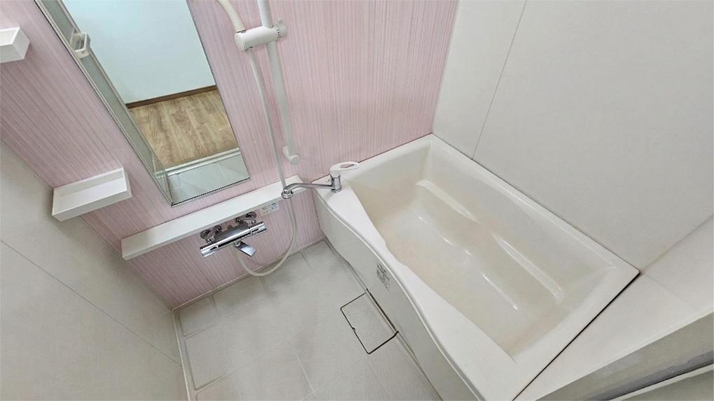 清潔感ある浴室で一日の疲れをしっかりリフレッシュ